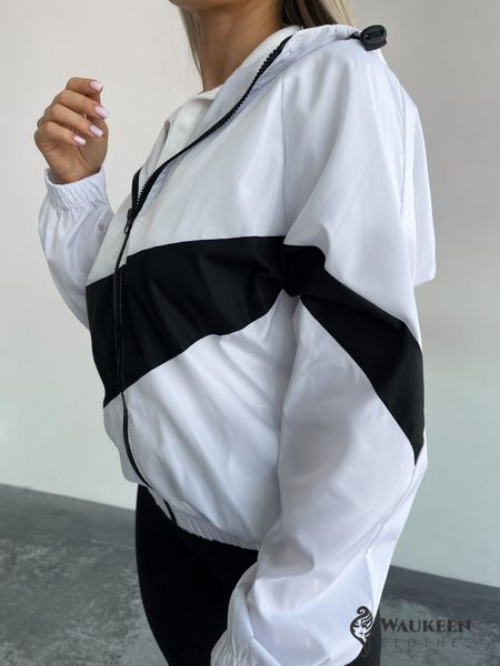 Женская куртка-ветровка с капюшоном цвет белый р.42/46 454224 454224 фото