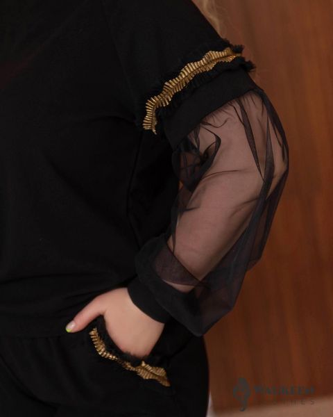 Жіночий брючний костюм з крепдайвінгу чорного кольору з злотом золотом р.50/52 435116 435116 фото