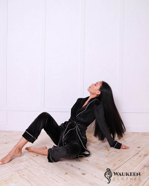 Жіноча піжама велюр Eva на запах чорного кольору р.L 380631 380631 фото