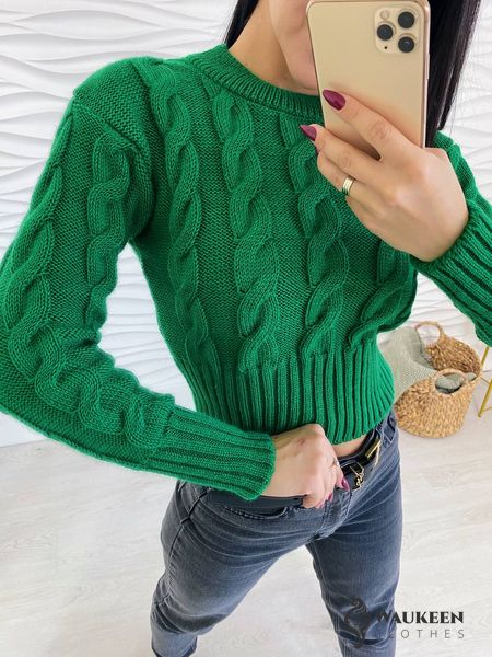 Жіночий светр укорочений з візерунком коси зеленого кольору р.42/46 396788 396788 фото
