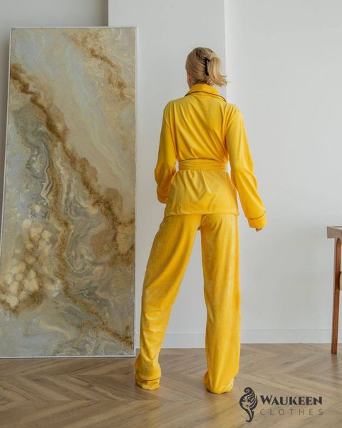 Жіноча піжама велюр Eva на запах жовтого кольору р.L 443804 443804 фото