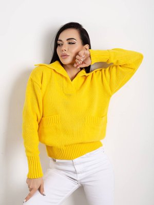 Жіночий светр із двома кишенями жовтого кольору р.42/46 405081 405081 фото