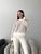 Жіночий джемпер з імітацією колоска колір білий-кемел р.42/46 441546 441546 фото