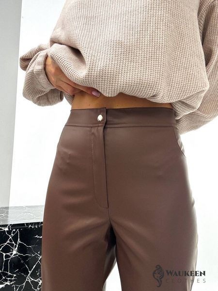 Жіночі штани з еко шкіри колір коричневий р.46/48 443978 443978 фото