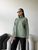 Жіночий светр із блискавкою із жаккардової в'язки колір оливковий р.42/46 441550 441550 фото
