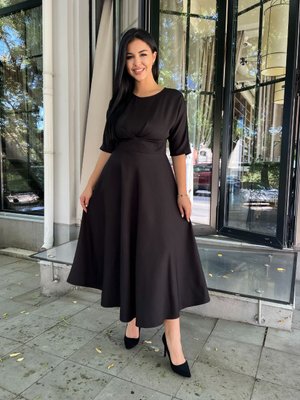 Жіноча сукня міді з креп-костюмки колір чорний р.48 444639 444639 фото