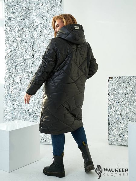 Жіноча стьобана куртка прямого крою з накладними кишенями чорного кольору р.48/50 354247 385928 фото