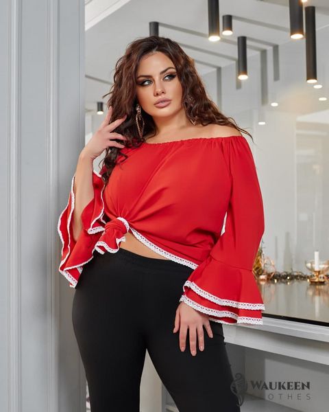 Женская блуза рюши софт с кружевной отделкой красного цвета р.50/52 357843 380923 фото