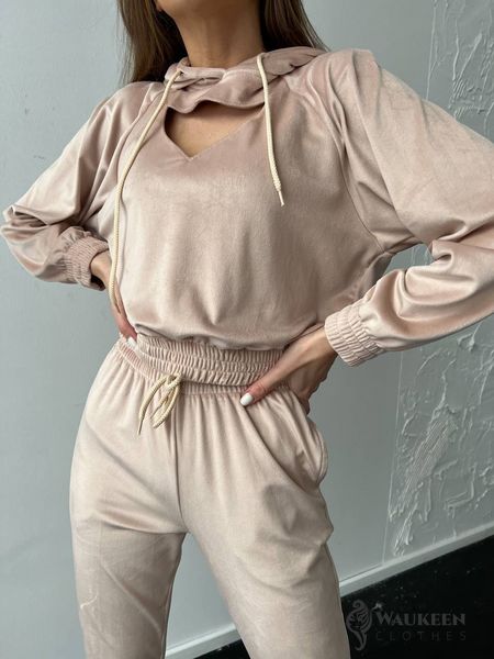 Женский велюровый костюм кофта и брюки бежевого цвета р.44/46 377155 377155 фото