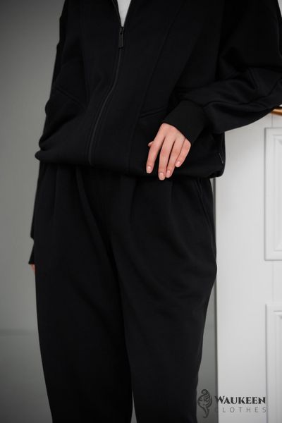 Жіночий костюм із стійкою колір чорний р.L 451258 451258 фото
