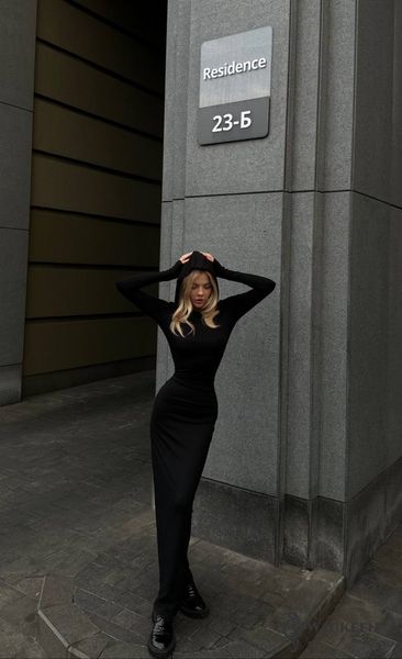 Жіноча тепла сукня міді з капюшоном колір чорний р.42/44 447399 447399 фото