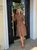 Жіноча сукня із вельвету з поясом колір мокко р.42/44 446332 446332 фото