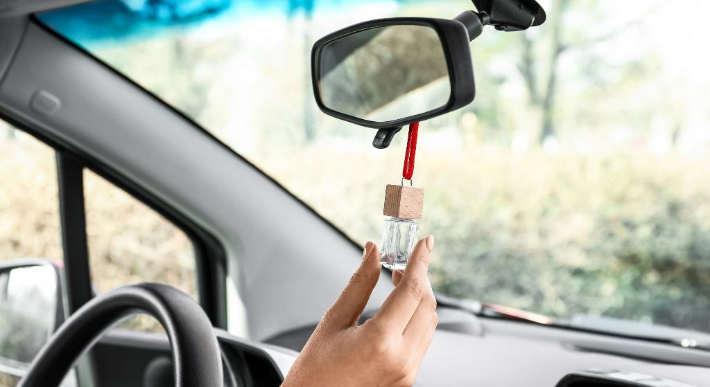 як обрати пахучку в авто